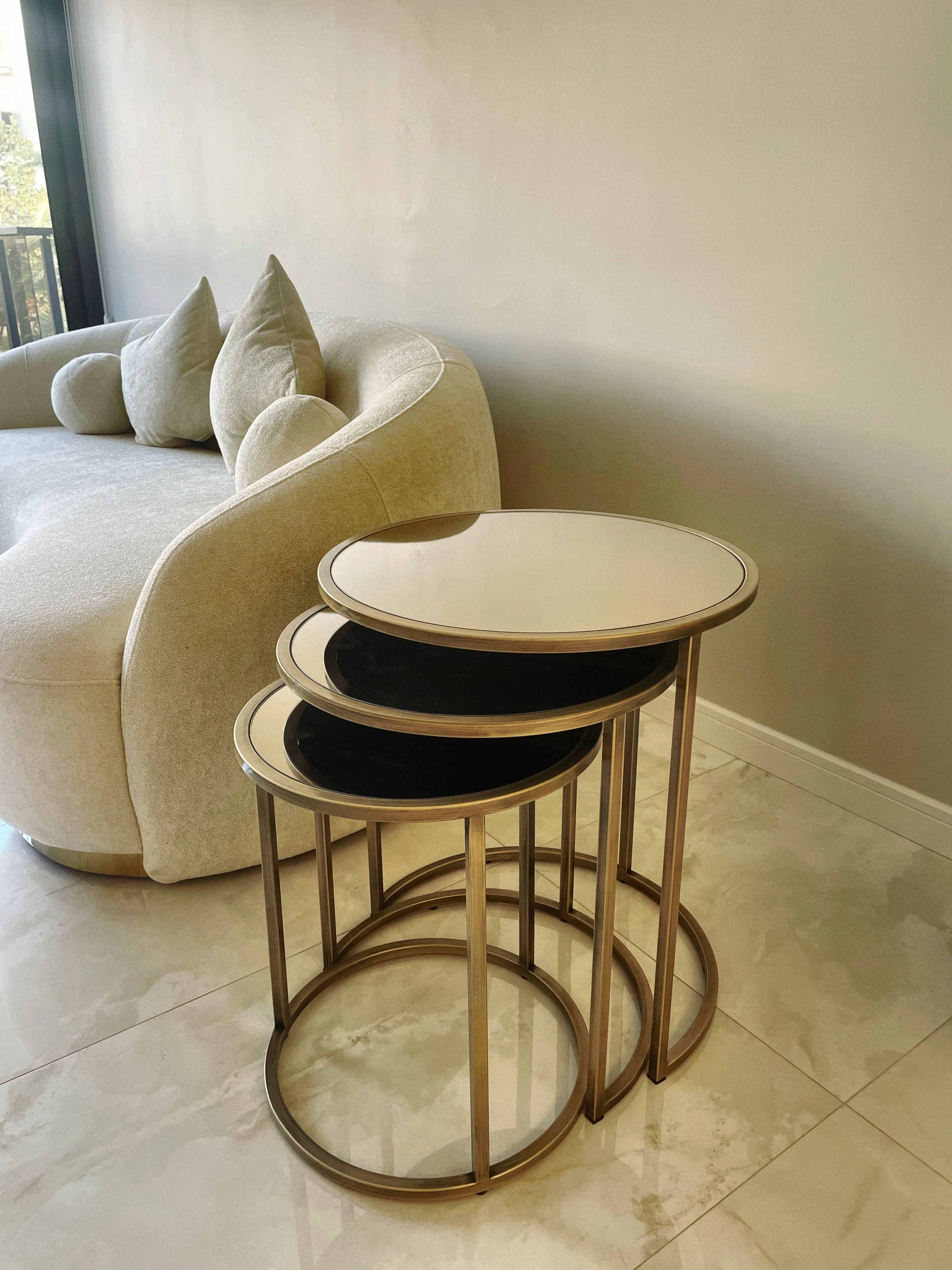 Yuvarlak Zigon Sehpa Takımı 3